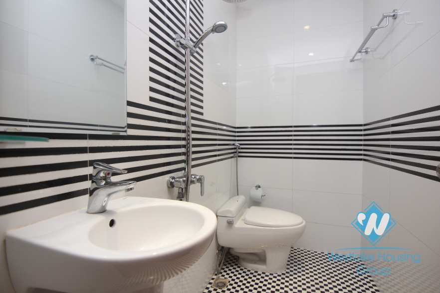High quality apartment with 03 bedrooms for rent in Xuan Dieu, Tay Ho, Ha Noi